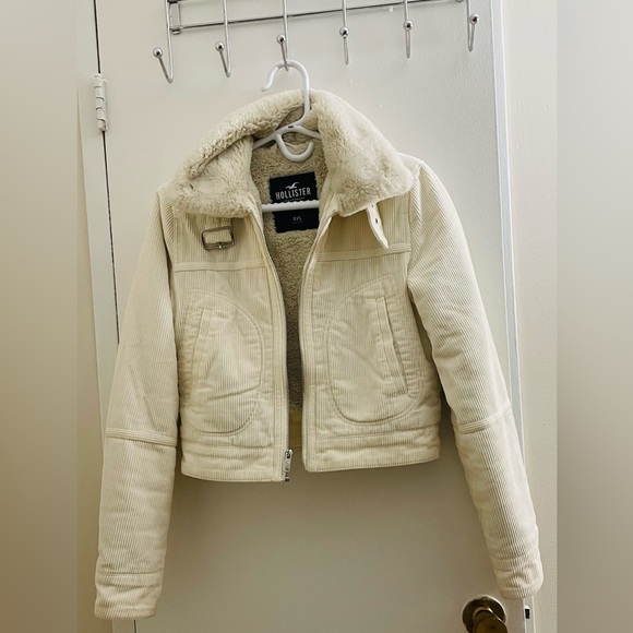 Hollister white winter jacket size extra small - Picture 5 of 5